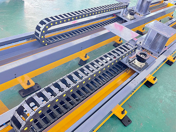 什么是機器人第七軸